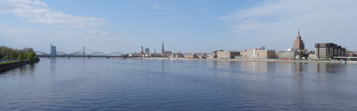 20150507 27 Riga - Daugava (Sjaak Kempe)  [flickr.com]  CC BY 
Informazioni sulla licenza disponibili sotto 'Prova delle fonti di immagine'