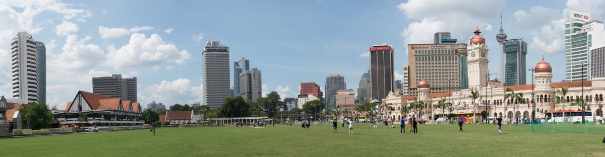 21170-Kuala-Lumpur-Pano (xiquinhosilva)  [flickr.com]  CC BY 
Informazioni sulla licenza disponibili sotto 'Prova delle fonti di immagine'