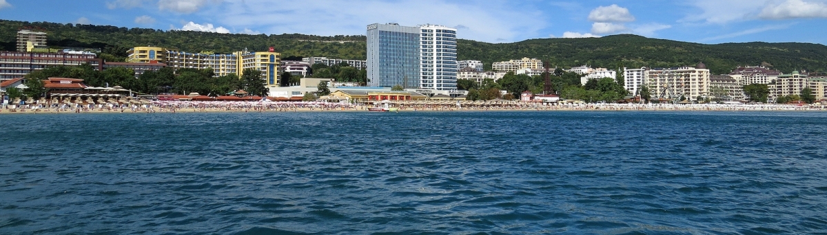 A view of the Golden Sands resort (AP4P1190) (Alexandru Panoiu)  [flickr.com]  CC BY 
Informazioni sulla licenza disponibili sotto 'Prova delle fonti di immagine'
