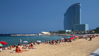 Barcelona: Platja de Sant Sebastià (Jorge Franganillo)  [flickr.com]  CC BY 
Informazioni sulla licenza disponibili sotto 'Prova delle fonti di immagine'