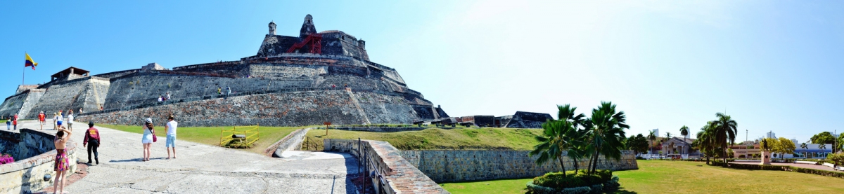 Castillo de San Felipe de Barajas (n.karim)  [flickr.com]  CC BY 
Informazioni sulla licenza disponibili sotto 'Prova delle fonti di immagine'