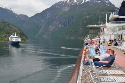 Cruising Norway by eGuide Travel (eGuide Travel)  [flickr.com]  CC BY 
Informazioni sulla licenza disponibili sotto 'Prova delle fonti di immagine'