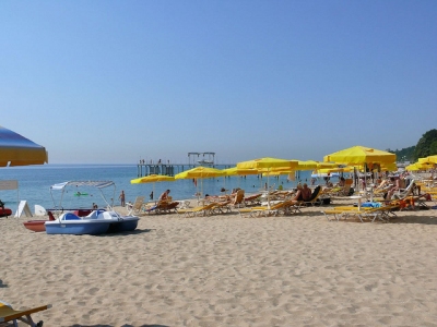 Golden Sands - Riviera (Veni)  [flickr.com]  CC BY 
Informazioni sulla licenza disponibili sotto 'Prova delle fonti di immagine'