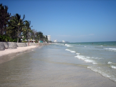 Hua Hin, Thailand (Prince Roy)  [flickr.com]  CC BY 
Informazioni sulla licenza disponibili sotto 'Prova delle fonti di immagine'