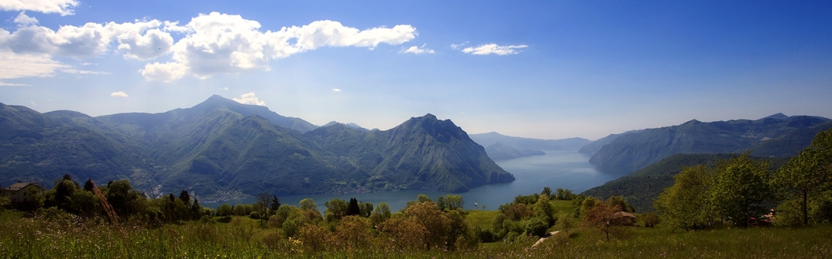 Lago d'Iseo (Alessandro Prada)  [flickr.com]  CC BY-SA 
Informazioni sulla licenza disponibili sotto 'Prova delle fonti di immagine'