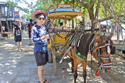 Lombok, Indonesia (Ivetta Inaray)  [flickr.com]  CC BY 
Informazioni sulla licenza disponibili sotto 'Prova delle fonti di immagine'