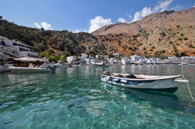 Loutro (Miguel Virkkunen Carvalho)  [flickr.com]  CC BY 
Informazioni sulla licenza disponibili sotto 'Prova delle fonti di immagine'