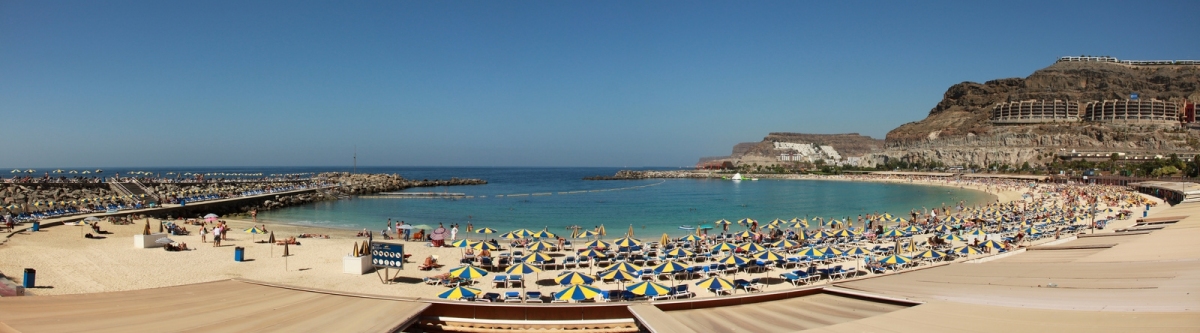 Playa Amadores - Gran Canaria - October 2011 (Cristian Bortes)  [flickr.com]  CC BY 
Informazioni sulla licenza disponibili sotto 'Prova delle fonti di immagine'