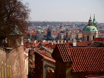 Prague, Czechia (Alejandro)  [flickr.com]  CC BY 
Informazioni sulla licenza disponibili sotto 'Prova delle fonti di immagine'