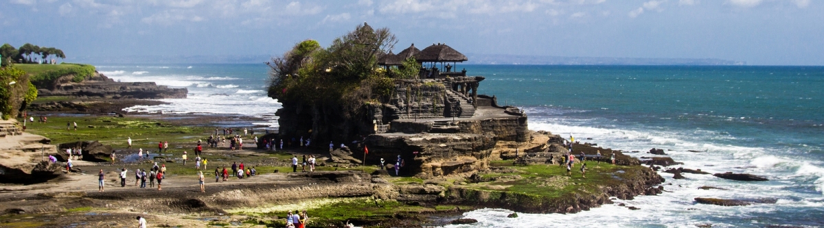 Pura Tanah Lot (Antonia)  [flickr.com]  CC BY-SA 
Informazioni sulla licenza disponibili sotto 'Prova delle fonti di immagine'