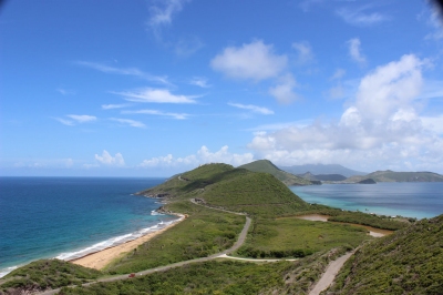 St Kitts (Isabelle Acatauassú Alves Almeida)  [flickr.com]  CC BY 
Informazioni sulla licenza disponibili sotto 'Prova delle fonti di immagine'