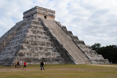 The "Palace" at ChiChen Itza (Missie)  [flickr.com]  CC BY-ND 
Informazioni sulla licenza disponibili sotto 'Prova delle fonti di immagine'