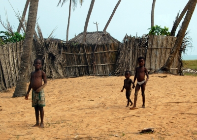 The Streets of Ouidah (Shubert Ciencia)  [flickr.com]  CC BY 
Informazioni sulla licenza disponibili sotto 'Prova delle fonti di immagine'