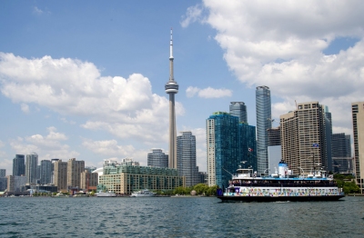 Toronto: Island Ferry (The City of Toronto)  [flickr.com]  CC BY 
Informazioni sulla licenza disponibili sotto 'Prova delle fonti di immagine'