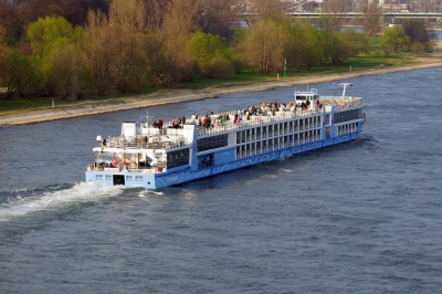 TUI Sonata (Rolf  Heinrich, Köln)  [flickr.com]  CC BY-SA 
Informazioni sulla licenza disponibili sotto 'Prova delle fonti di immagine'